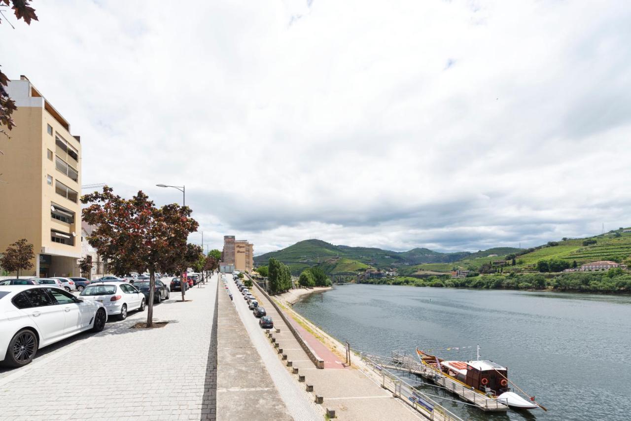 Ferienwohnung Penthouse Douro Valley With Terrace Peso da Régua Exterior foto